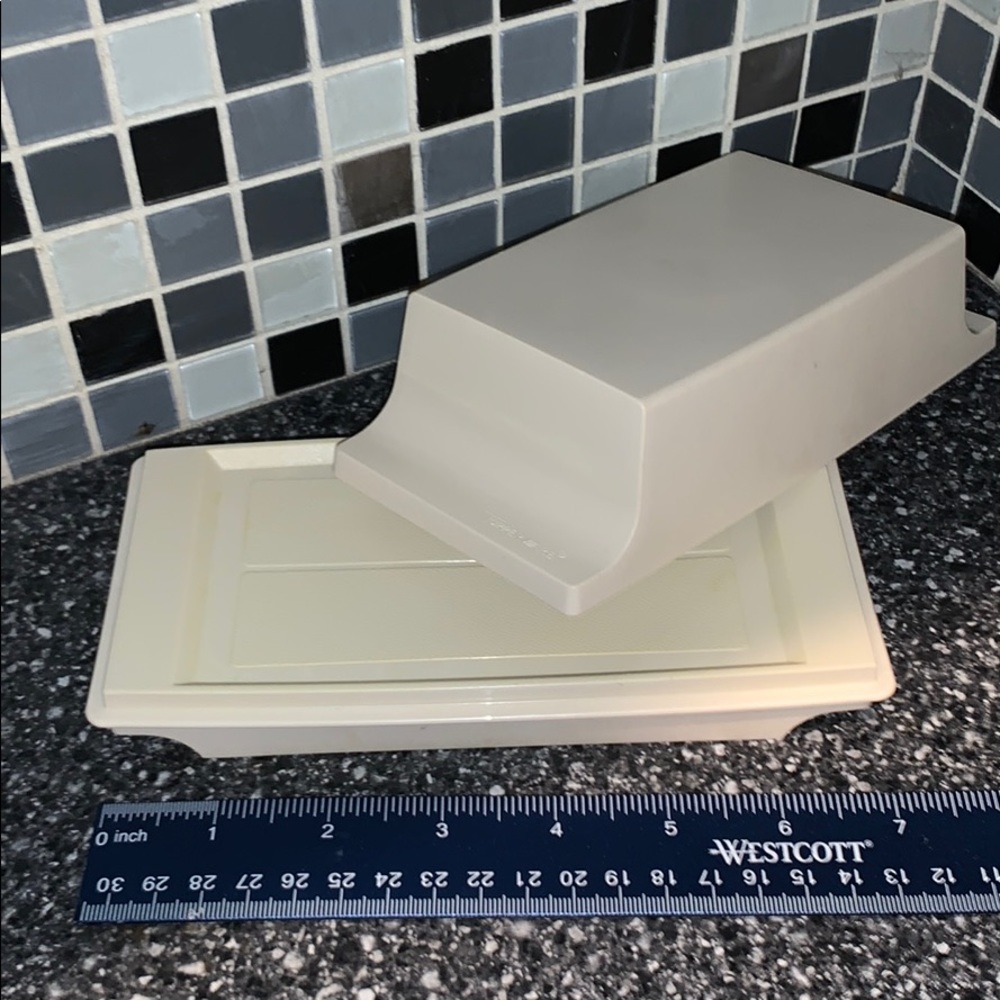 Vintage Tupperware butter keeper cream color